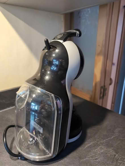Photo of free Nescafé Dolce Gusto coffee machine (Saltney CH4) #3