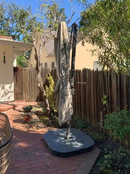 Photo of free Large patio canopy/umbrella for sun (Palo Alto - University South) #2