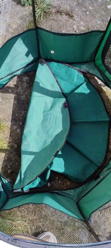 Photo of free Foldable fabric pet playpen (Near East Acton station) #3