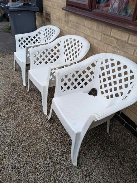 Photo of free 3 white plastic chairs (Wirksworth south DE4) #1