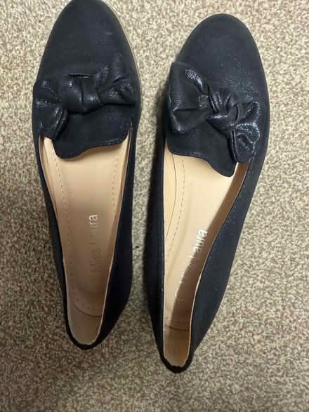 Photo of free Sandals / Shoe size 4 / 37 (Elm Park RM12) #2