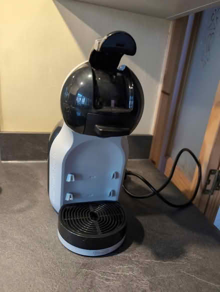 Photo of free Nescafé Dolce Gusto coffee machine (Saltney CH4) #1