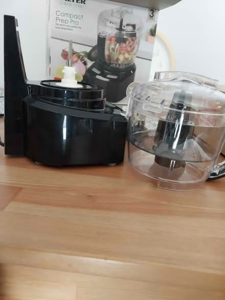 Photo of free Small chopper/ blender NOT WORKING (Wimbledon SW19) #2