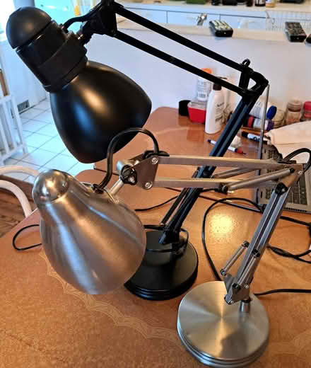 Photo of free adjustable desk lamps (Chelsea 10011) #1