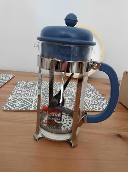 Photo of free Bodum 8cup caffitiere CRACK IN LID (Wimbledon SW19) #1