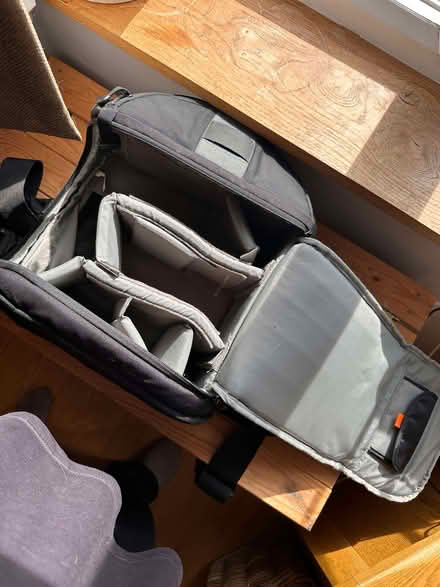 Photo of free Lowpro Slingshot A/W Camera Bag (Chipping Norton OX7) #2