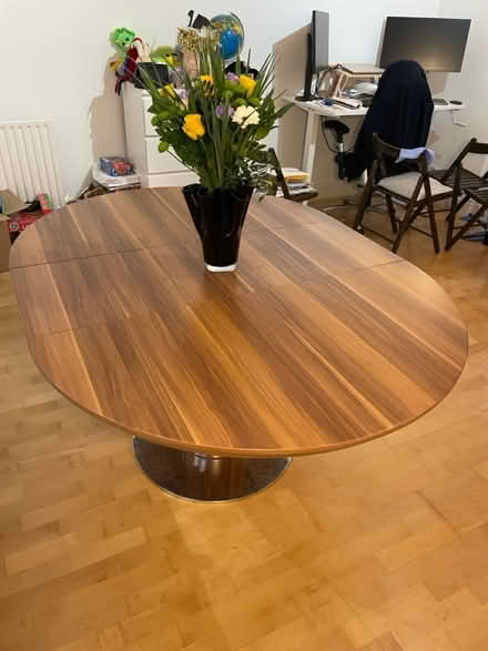 Photo of free Dining table extendable (Highgate N6) #1
