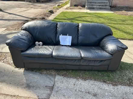 Photo of free Leather sofa (Wilmette) #1