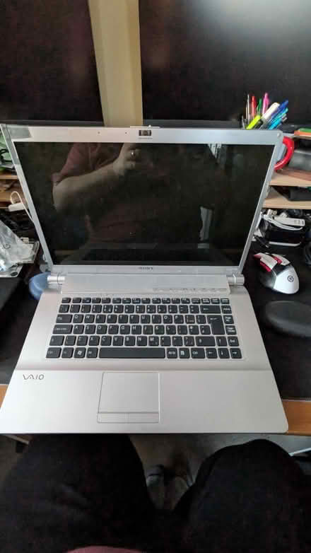 Photo of free Sony Vaio laptop (Leagrave LU4) #3