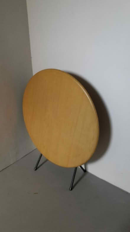 Photo of free Circular Table (Queenstown, near MRT) #3