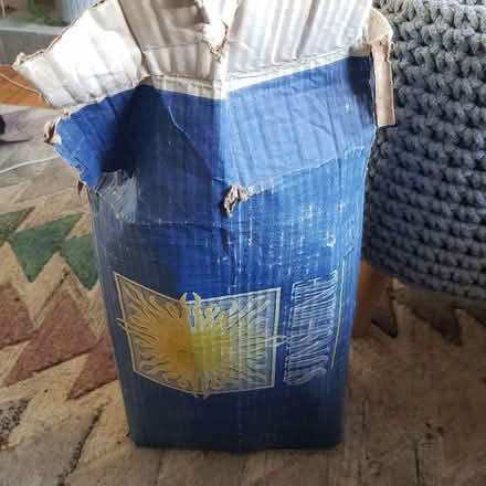 Photo of free Small tiles 10cm x 10cm (West Worthing BN14) #2