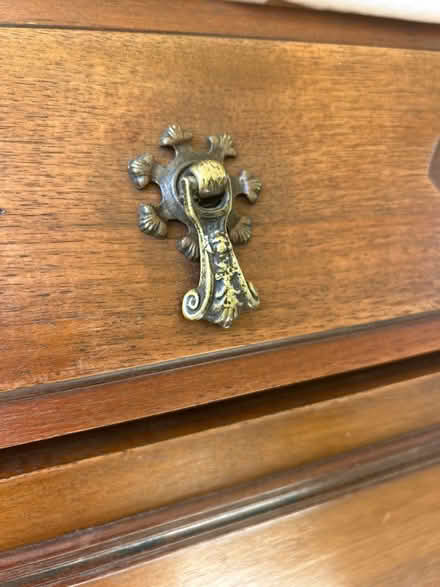 Photo of free Dresser with mirror (Beverly Grove in Los Angeles) #3