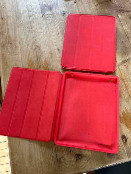 Photo of free iPad cases (Wilmette) #1