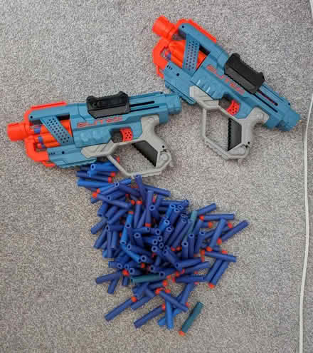 Photo of free Two Nerf Guns and Bubble Guns (RG30) #1
