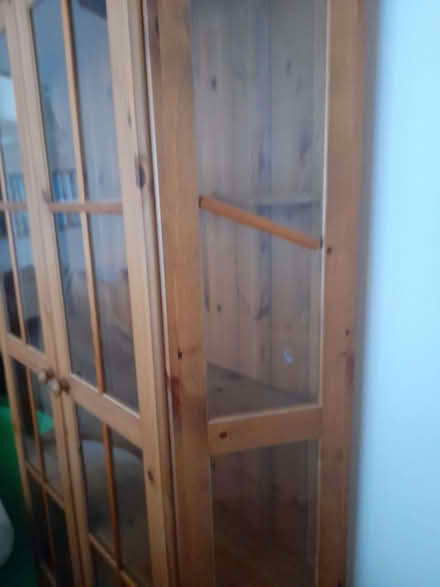 Photo of free Wooden display case (Oakridge RG21) #2