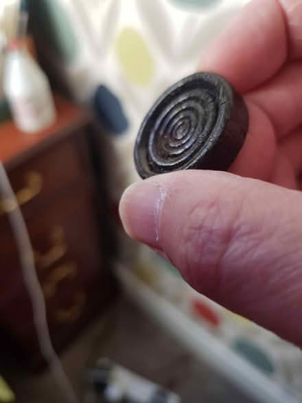 Photo of free Wooden draughts counters (BA1) #3