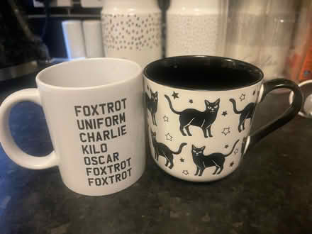 Photo of free 2 Mugs (Welton HU15) #1