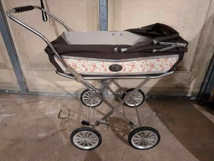 Photo of free Vintage Mothercare toy pram (Burnmill Farm LE16) #1