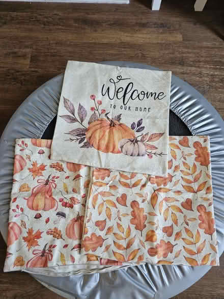 Photo of free 3 pillow cases " (EC1R) #1