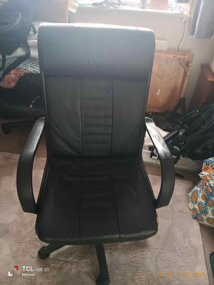 Photo of free Office chair (Emsworth) #1