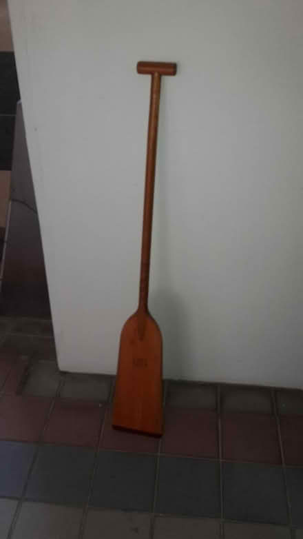 Photo of free Wooden Paddle (Queenstown, near MRT) #1