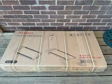 Photo of free Large heavy duty cardboard box (St Julians AL1) #2