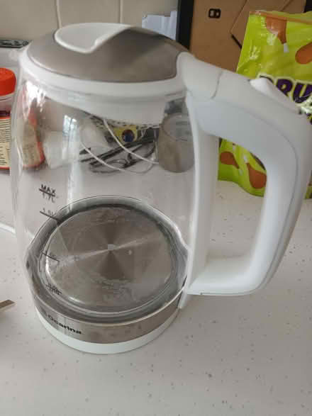 Photo of free glass kettle fully working (Melksham) #1