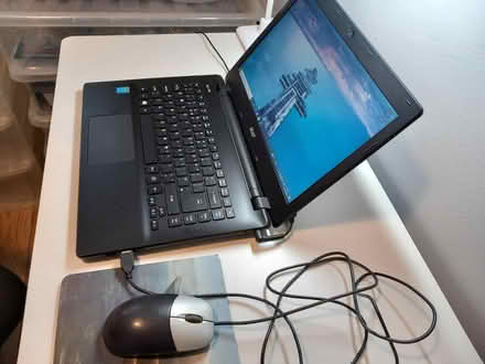 Photo of free Acer TravelMate Laptop Windows 10 (EN7 Cheshunt) #2