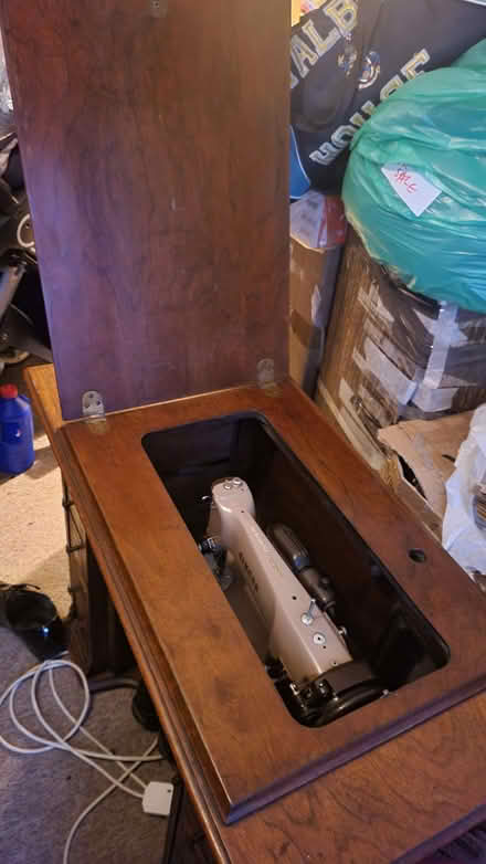 Photo of free Sewing machine electric (Enfield EN2) #2