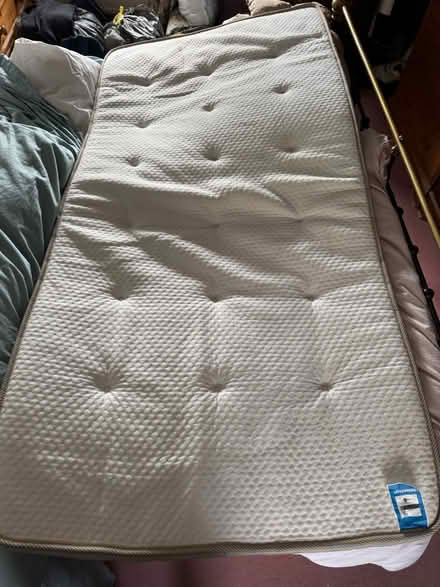 Photo of free Mattress topper (OX7 3QP) #2