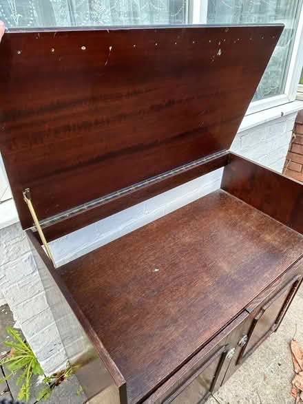 Photo of free Mahogany Cupboard/Sideboard (Selly Oak B29) #2