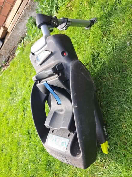 Photo of free Maxi cosi isofix locking base (Heswall) #1