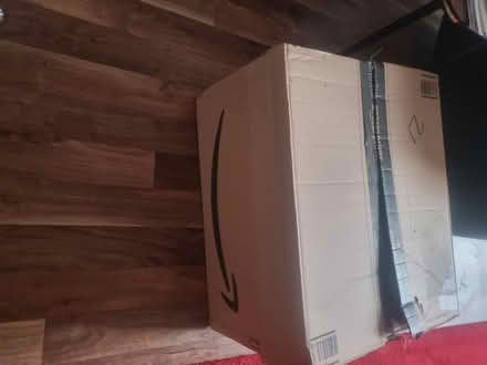 Photo of free 4 x boxes (stroud green N4) #2