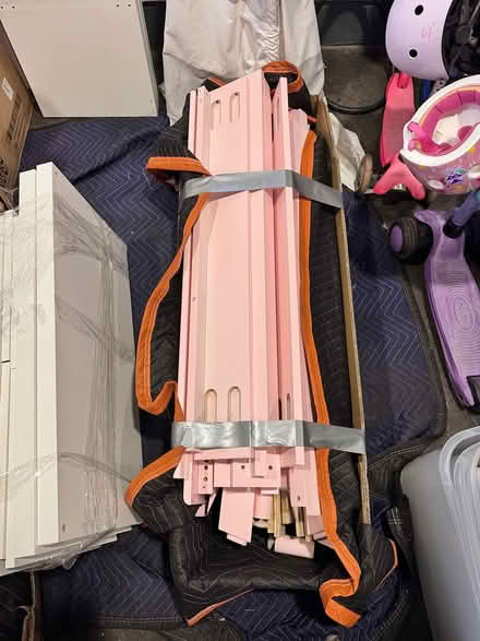 Photo of free 2x Twin Canopy Beds (pink) (92127) #3