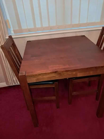 Photo of free Dining table, 2 chairs (Sk7 4gd) #1