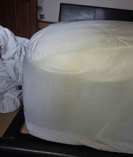 Photo of free King size fitted sheets (M22 airport) #3