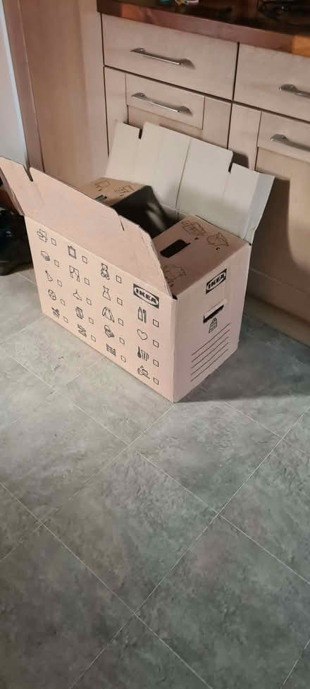 Photo of free Moving boxes and bubble wrap (Crag Bank LA5) #2