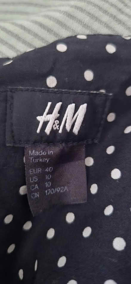 Photo of free Medium Dress (E17) #2