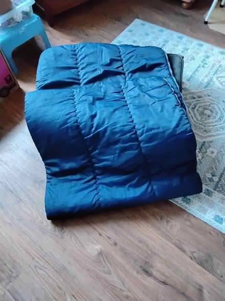Photo of free Sleeping bag (Ellesmere SY12) #1