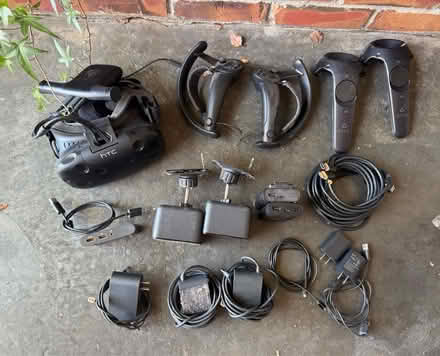 Photo of free VR Equipment (San Jose near Union/Curtner) #1