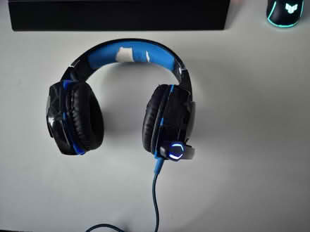Photo of free Gaming headset USB wired (Wolverhampton WV10) #2