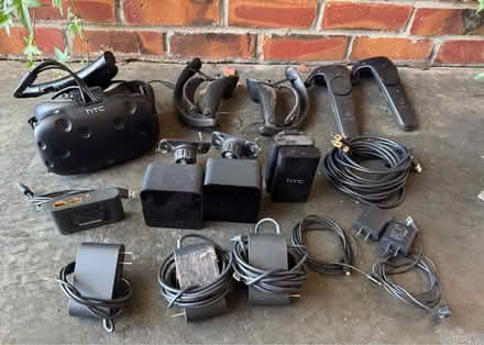 Photo of free VR Equipment (San Jose near Union/Curtner) #2