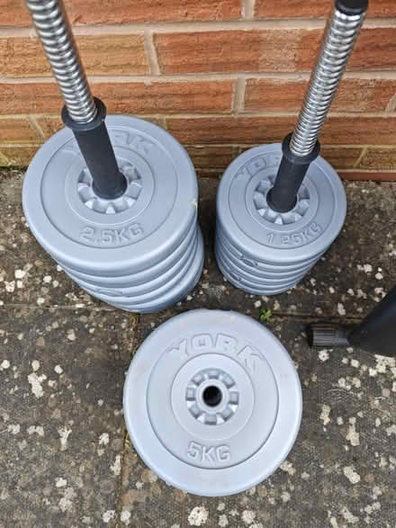 Photo of free Wights and bench (Great Malvern WR14) #2