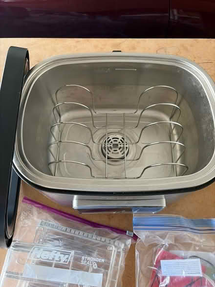 Photo of free Dash sous vide cooker (S. Leesburg near Banshee Reeks) #2