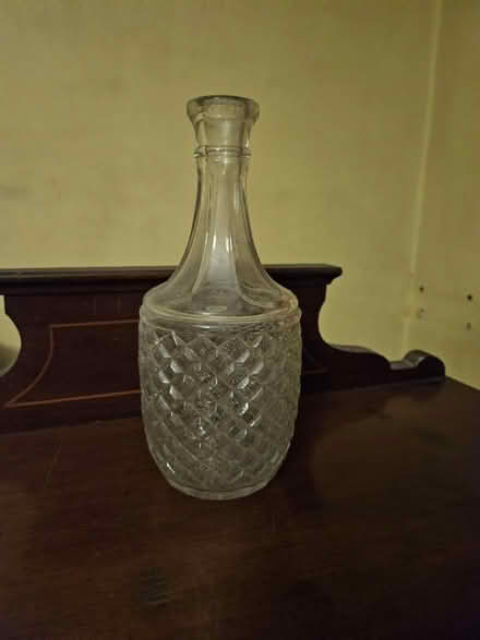 Photo of free Glass decanter (Riddlesdown CR8) #1