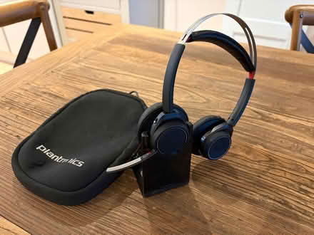 Photo of free Plantronics headset (Nuffield RG9) #1