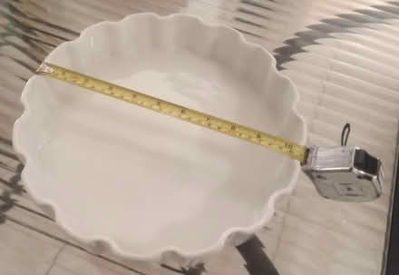 Photo of free large pie dish (Britannia) #1