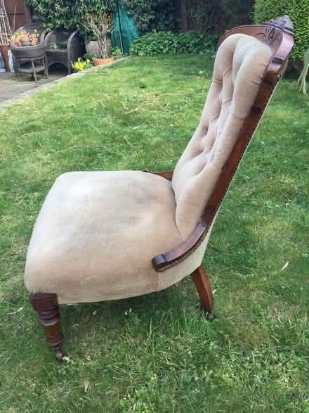 Photo of free Lovely antique chair for up cycle (Windsor SL4) #2
