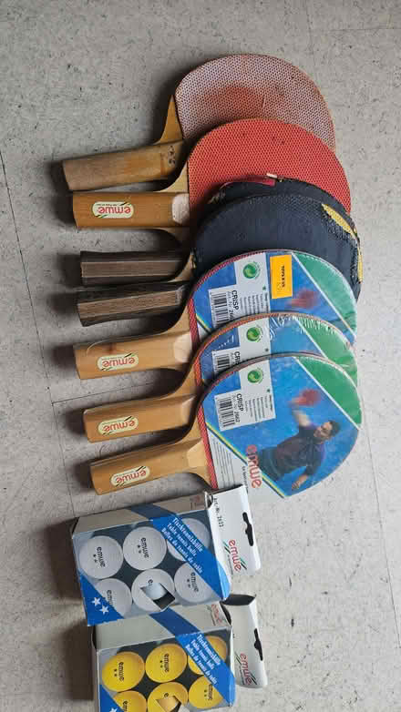 Photo of free 7 table tennis bats, 2 boxes of balls (Speldhurst TN3) #1
