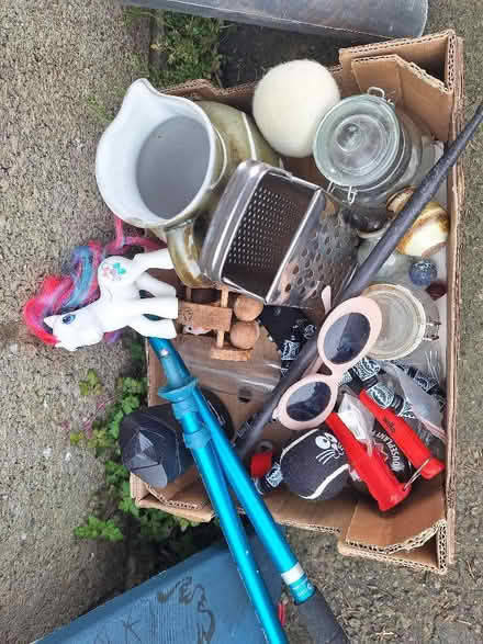Photo of free Miscellaneous stuff (Horfield BS7) #4